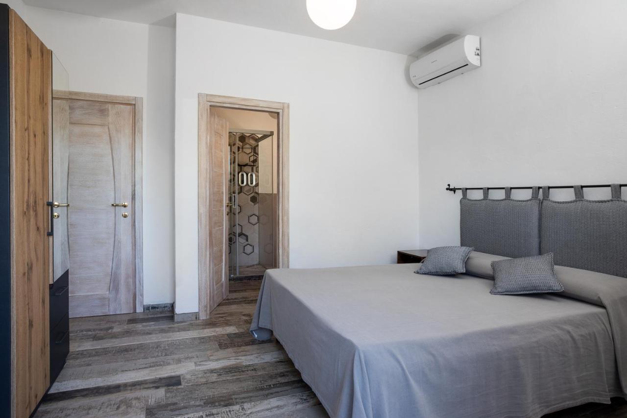 Il Mirto Panzió Baja Sardinia Kültér fotó